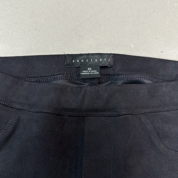 Anthropologie Sanctuary, Runway Leggings Poly/Spandex BLK Suede - Picture 12 of 12